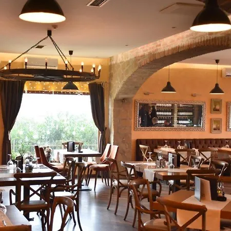 Garni Chicha - Winery Skrbic Hotel