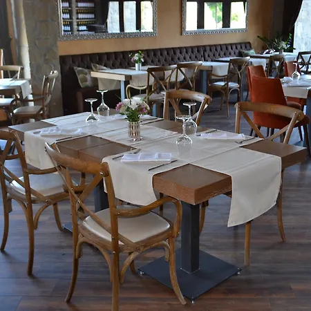 Garni Chicha - Winery Skrbic Otel 3*